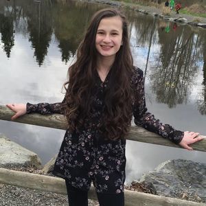 Meet your Posher, Maya